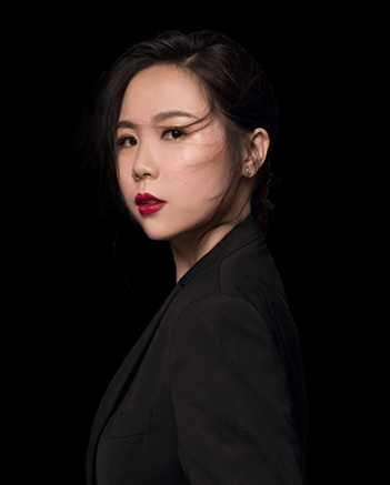 杨 洁